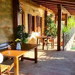 Alloggio per agriturismo Pascucci *